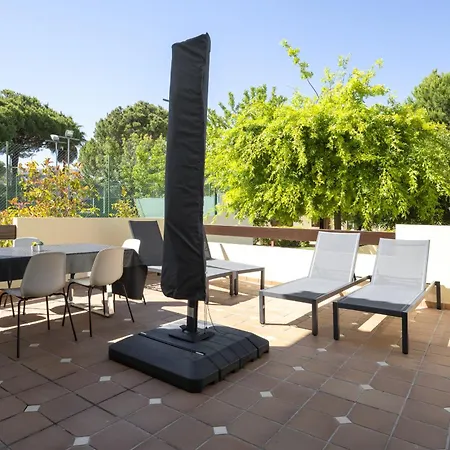 Villa Padel Whit Pool - By Hdproperties
